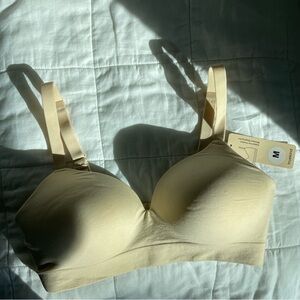 NWT Truekind Supportive Comfort Wireless Shaping Bra - M
